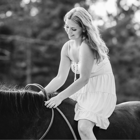 Meet your Posher, Haley - Picture 1 of 1